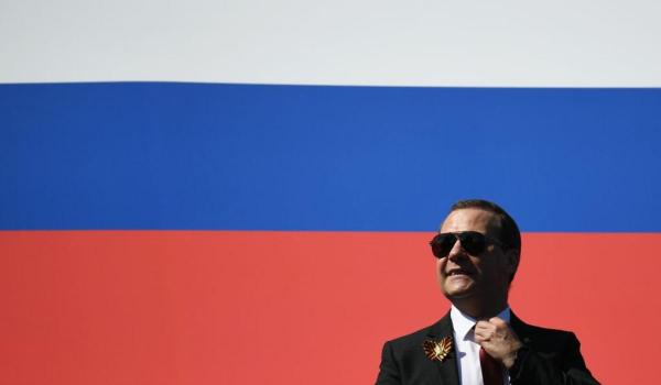 Medvedev ironizează teama europenilor de drone: Să tremure ca animalele împinse la abator