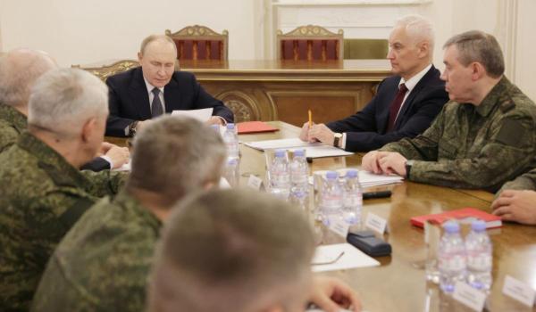 Putin se laudă de ziua lui că ruşii au capturat aproape 5.000 de km pătraţi de teritoriu ucrainean în 2025