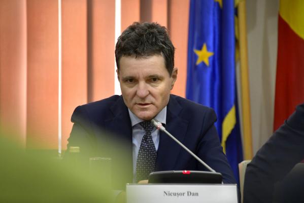 Nicuşor Dan, de Ziua Holocaustului: Avem obligaţia să păstrăm memoria acestor suferinţe