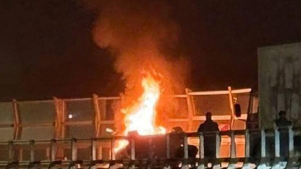 Un milionar rus a murit ars de viu în Lamborghiniul său. Teancuri de bani, împrăştiate pe autostradă