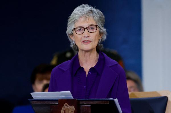 Republica Irlanda are un nou preşedinte. Catherine Connolly, învestită oficial