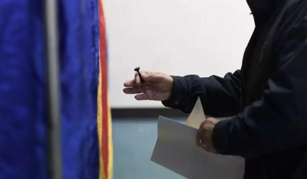 Sondaj INSCOP: 70% dintre românii de la țară ar vota cu AUR și PSD dacă duminica viitoare ar fi alegeri