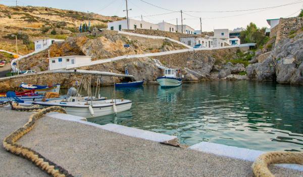 Insula grecească cu doar 24 de locuitori, gata să-i plătească cu 18.000€ pe cei care decid să se mute acolo