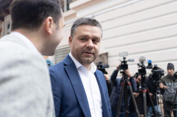 "Înseamnă că ne-a prostit pe toţi domnul Grindeanu". Ciucu, despre scenariul ruperii coaliției după alegeri