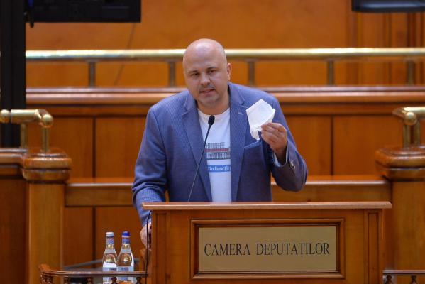 "Principalul vinovat este domnul Rafila". Emanuel Ungureanu acuză pierderea a 1 miliard de euro pentru spitale