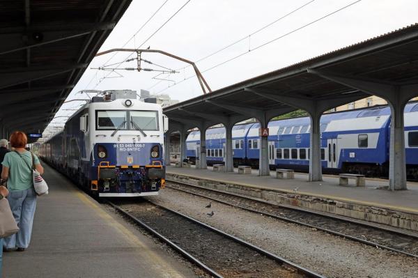Trenul CFR, plecat din Bucureşti spre Sighetul Marmaţiei, care nu a mai ajuns niciodată la destinaţie
