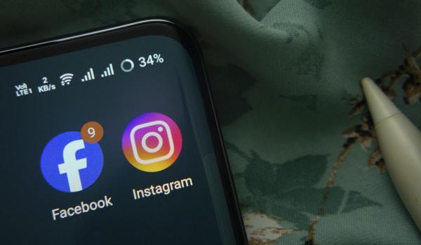 Ţara în care Meta va dezactiva conturile de Facebook şi Instagram pentru tinerii de sub 16 ani
