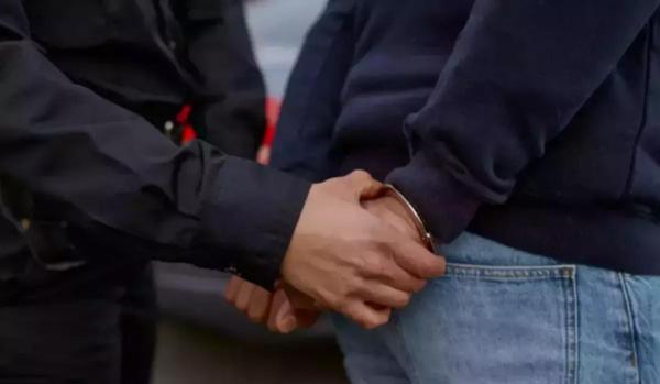 Al 52-lea femicid din 2025: o femeie de 49 de ani din Olt ar fi fost ucisă de concubinul băut