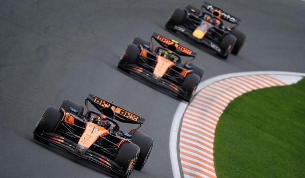 Oscar Piastri, Lando Norris şi Max Verstappen