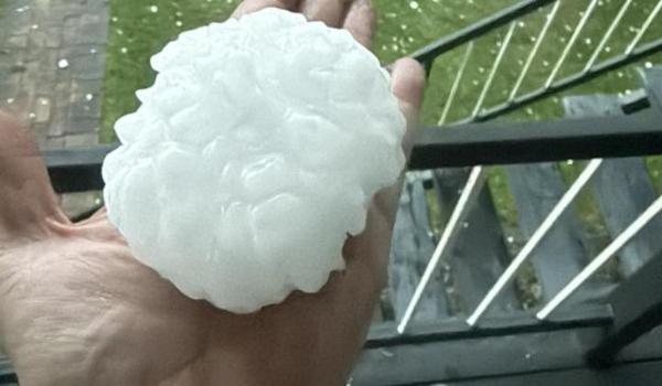 Grindină uriașă în Australia: peste 95.000 de locuințe au rămas fără curent electric