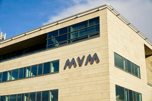 CSAT a blocat preluarea E.ON România de către grupul ungar MVM - Surse. Reacţia Budapestei