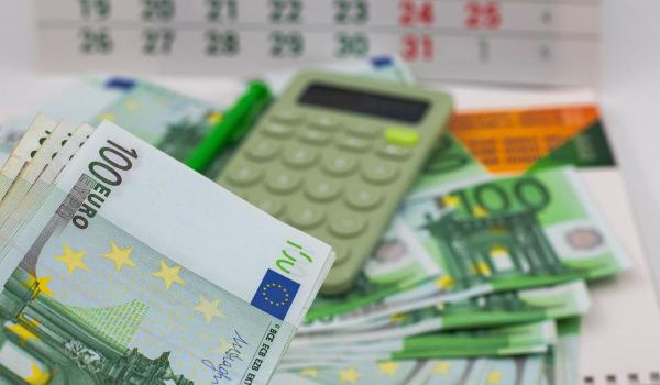 Consiliul Fiscal: "România nu poate perpetua deficite de circa 9% din PIB". Riscăm o criză a datoriei suverane