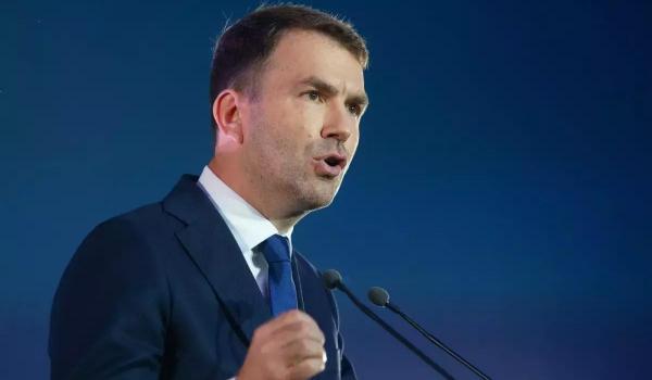 Drulă către Ciucu: "Dacă nu vine la dezbatere, să se retragă. Bucureștiul nu are nevoie de un primar laș"