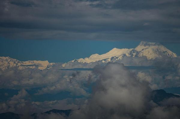 Mai mulţi alpinişti au murit în Himalaya după ce au fost surprinşi de o avalanşă