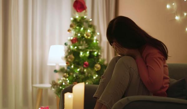 De ce unii oameni urăsc Crăciunul. Explicaţia ştiinţifică pentru "Sindromul Grinch"