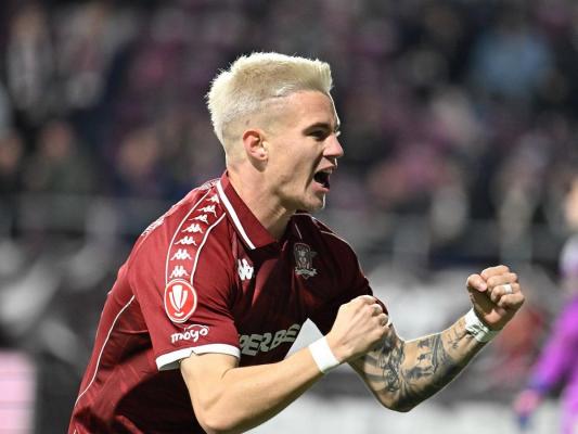 Petrila a fost eroul Rapidului în etapa a 18-a din Superliga de fotbal