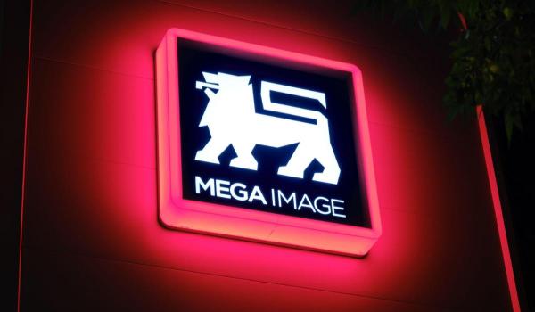 Care este programul magazinelor Mega Image de Crăciun, în 2025