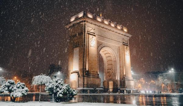 Primul val de ninsori și vreme rece din această iarnă începe de miercuri, 24 decembrie