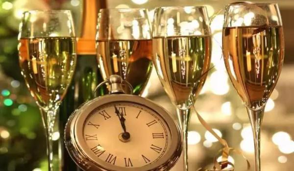 Mesaje şi felicitări de Revelion. Gânduri sincere pentru Anul Nou