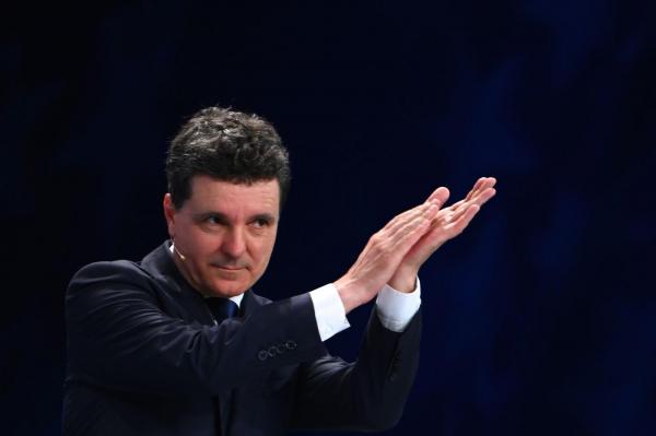 Nicuşor Dan, în timpul unei dezbateri electorale