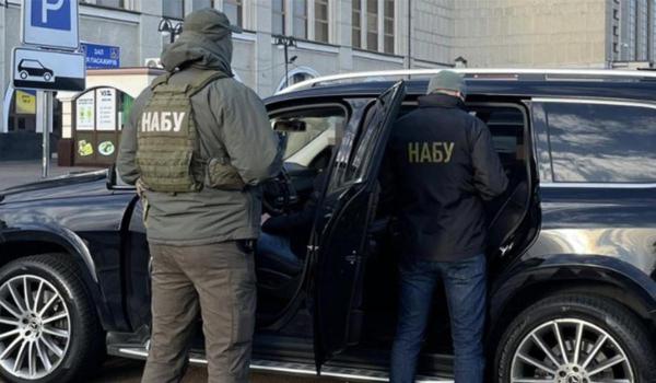 Nou scandal de corupţie la Kiev. Agenţia anticorupţie a Ucrainei acuză mai mulţi parlamentari de luare de mită