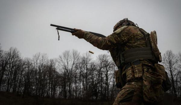 Experţi: Rusia recrutează forţat ucrainenii din teritoriile ocupate şi îi trimite la luptă împotriva Ucrainei