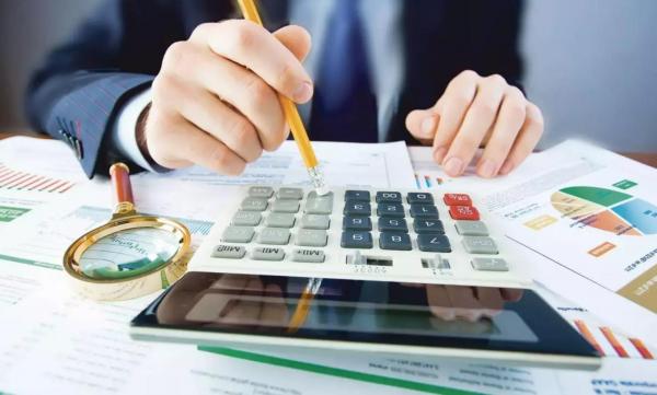 Topul dividendelor la BVB. Ce acţiuni îţi aduc cele mai mari sume sub formă de dividende