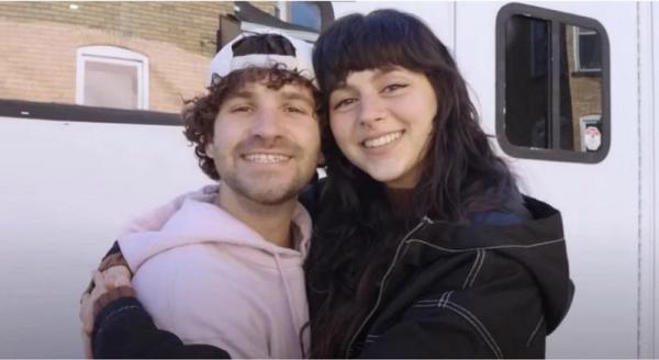 "Mi-am câştigat soţul într-un concurs pe TikTok". Bărbatul, avertizat că "soţia de ocazie" vrea să-i fure rinichii