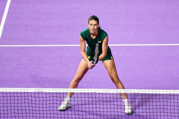 Sorana Cîrstea luptă la Dubai pentru a se menţine între cele mai bune 100 de jucătoare ale lumii