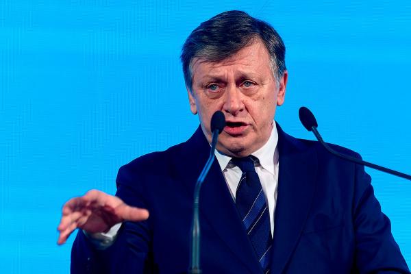 candidatul la prezidențiale Crin Antonescu