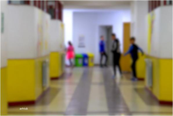 Cinci elevi ai Colegiului Miliari din Constanţa, confirmaţi cu tuberculoză pulmonară. Clădirea a fost dezinfectată