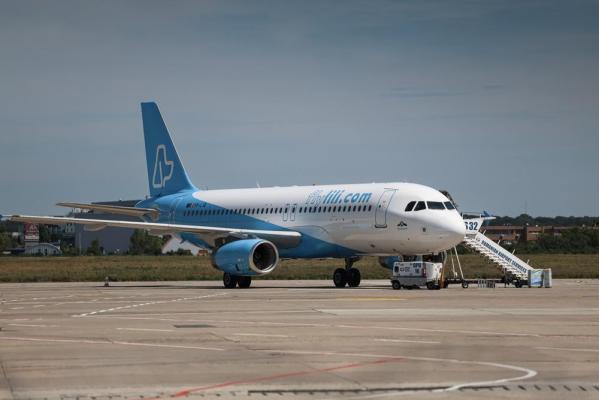 Compania FlyLili revine pe aeroportul din Braşov, introducând din vară zboruri charter spre Tel Aviv