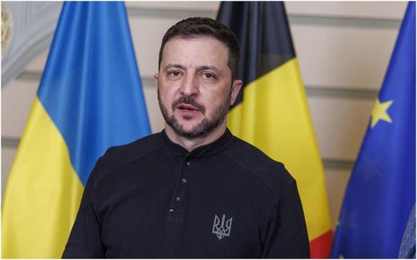 Zelenski îl ironizează pe Trump. Și-a cerut scuze la un eveniment cultural de la Kiev pentru că nu este "în costum"