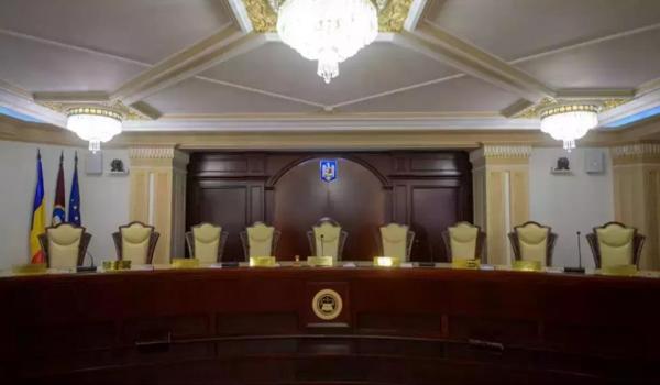 Crin Antonescu, despre cum ar scăpa de "suspiciunile, îndreptăţite de altfel, că în CCR se exprimă voinţe politice"