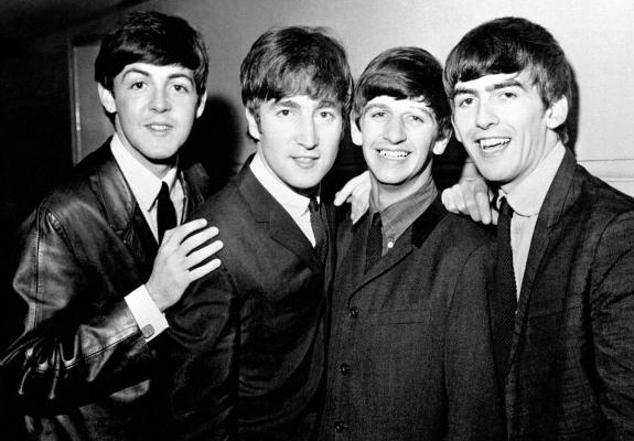 Pe 22 martie 1963, trupa The Beatles lansa primul album