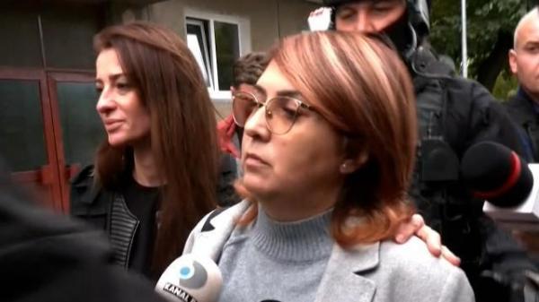 Laura Bîlcea, acuzată că a comandat asasinatul, şi-a rupt brăţara de monitorizare