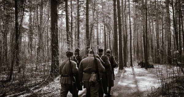 Pe 1 aprilie 1941 are loc masacrul de la Fântâna Albă, unde trupele sovietice ucid între 2000 și 4000 de români