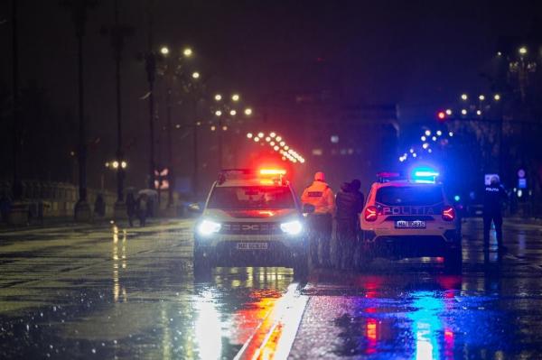 Băut bine şi fără permis, un tânăr moldovean a făcut prăpăd cu maşina pe o stradă din Cluj. A ieşit pozitiv şi la droguri