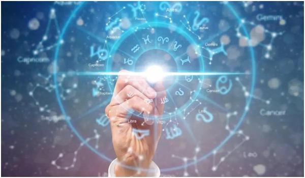 Horoscop weekend 19-20 aprilie. Zodia care are parte de o reconectare cu partea emoţională