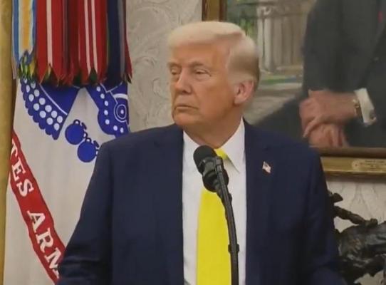 Unei fetiţe i s-a făcut rău în timp ce Donald Trump ţinea un discurs în Biroul Oval: e nepoata lui Dr. Oz. Cum a reacţionat preşedintele SUA