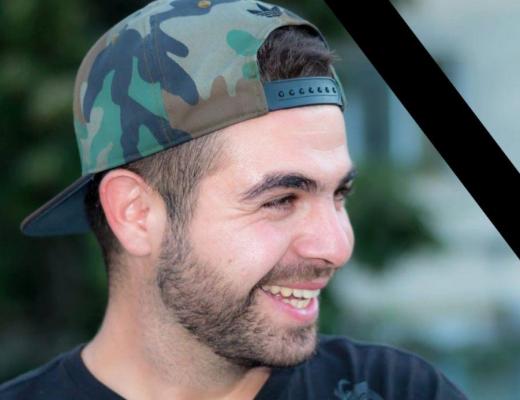 Artist român mort în Marea Britanie. Maşina în care se afla Alexandru a fost spulberată de un tren