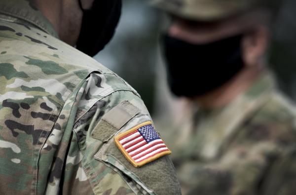 Trump îi va despăgubi pe militarii concediaţi pentru că nu au vrut să se vaccineze anti-Covid
