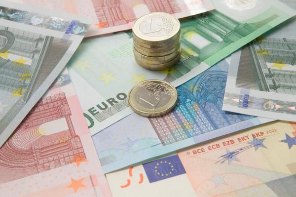 Moneda naţională s-a apreciat în raport cu euro. Cursul ajunge la 5,09 lei