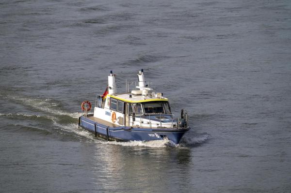 Poliţie navală - Rin