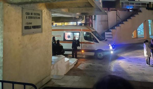 Locțiitorul unei secții de vot din Satu Mare, în stare critică la spital, după un stop cardio-respirator suferit când preda buletinele