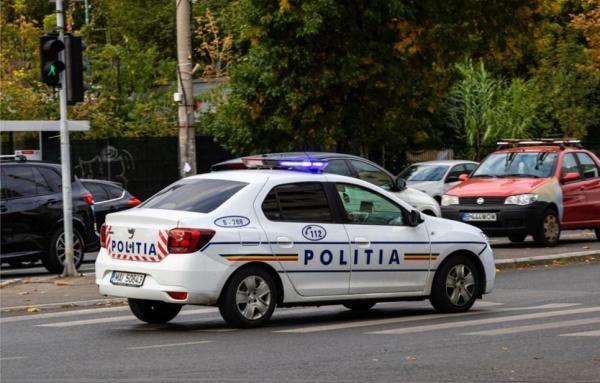 Tânără de 21 de ani din Germania, prinsă în Botoşani la volanul unei maşini furate din Italia