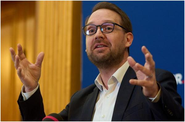 Dominic Fritz, despre scenariul în care USR ar intra într-un guvern condus de un premier al PSD