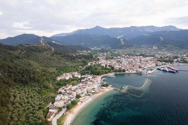 Turiştii români abia aşteaptă să meargă în Grecia şi în sezonul estival 2025