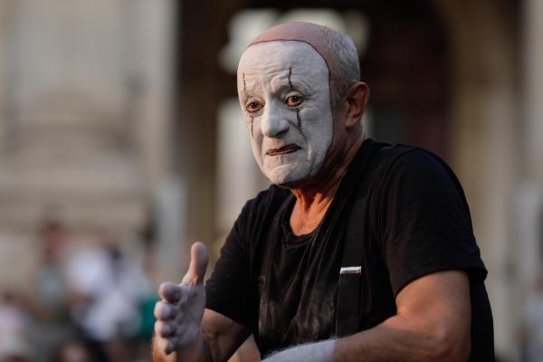 Mihai Mălaimare, mesaj controversat: "Turul II vine ca un val imens și veți ajunge în canal sau la canal". Reacţia IICCMER