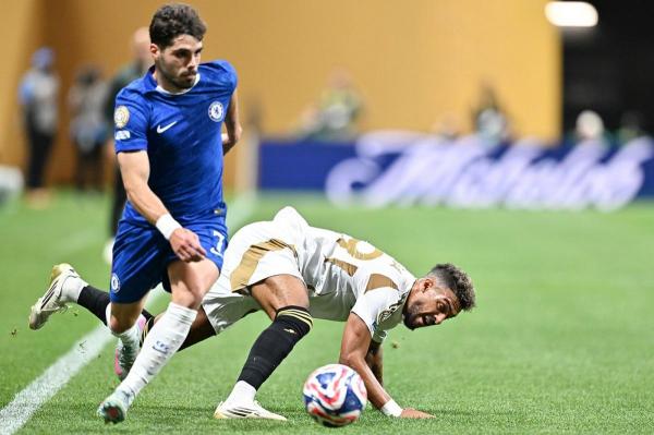 Pedro Neto (în albastru) valoarează mai mult decât tot lotul celor de la Los Angeles FC